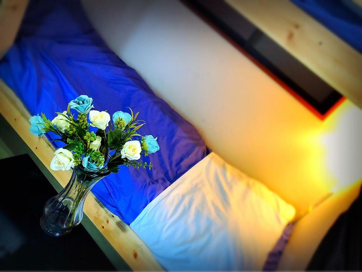 Horse Hostel Tokio